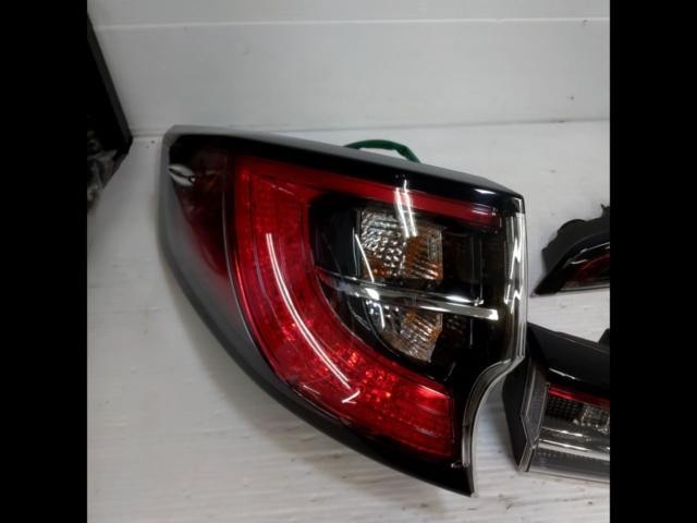 No Ballast JDM RHD TOYOTA Genuine tail lamp Corolla Touring/ZWE21#2