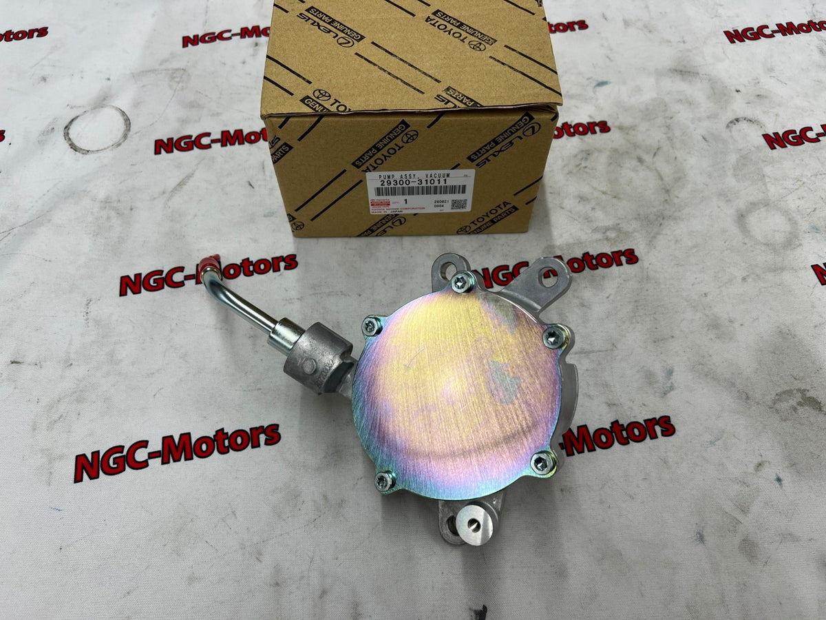 Toyota Genuine 2930031011 Pump Assy Vacuum 29300-31011 OEM