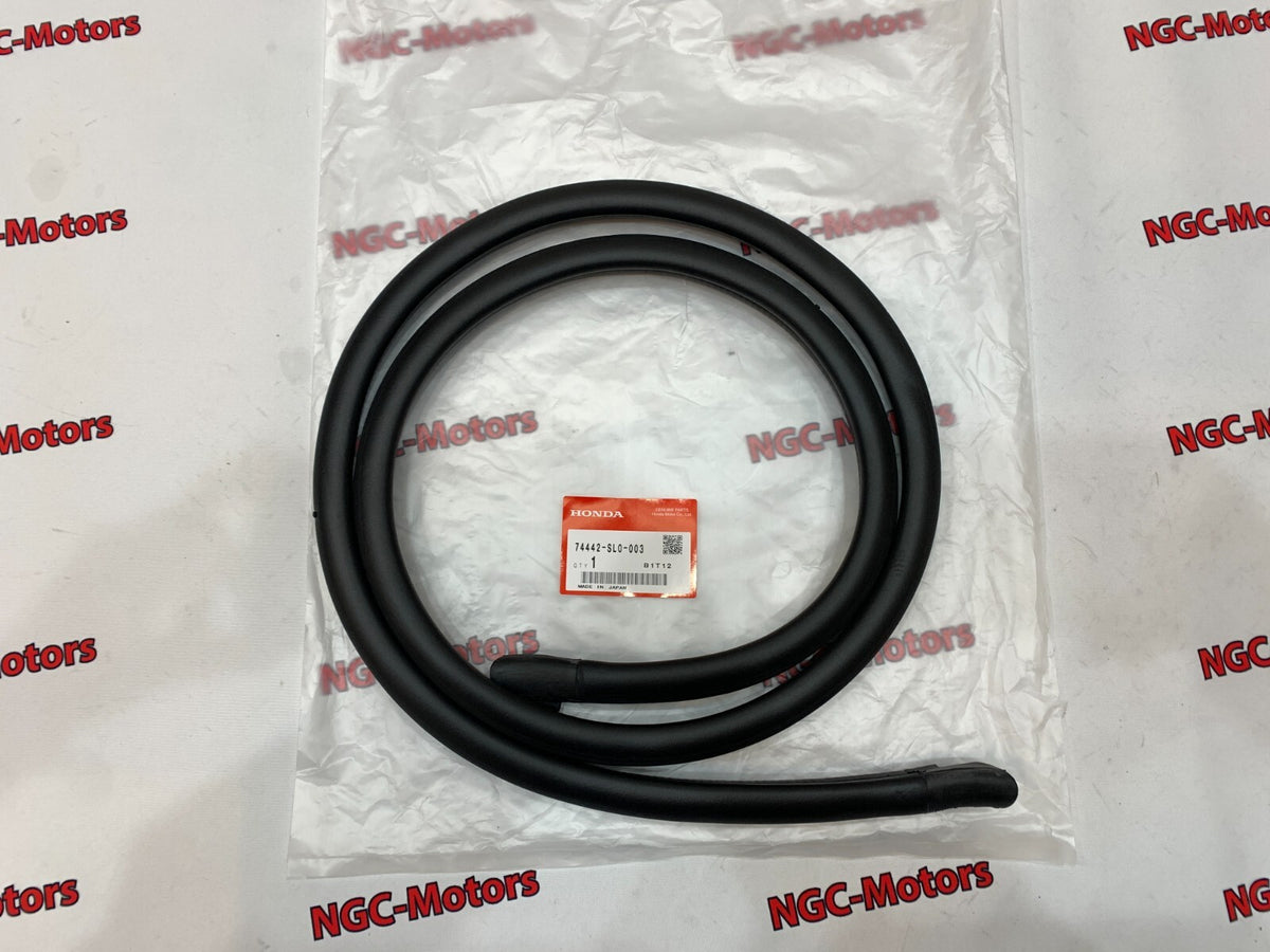 HONDA Genuine NSX NA1 NA2 RR Hatch Lower Weatherstrip OEM