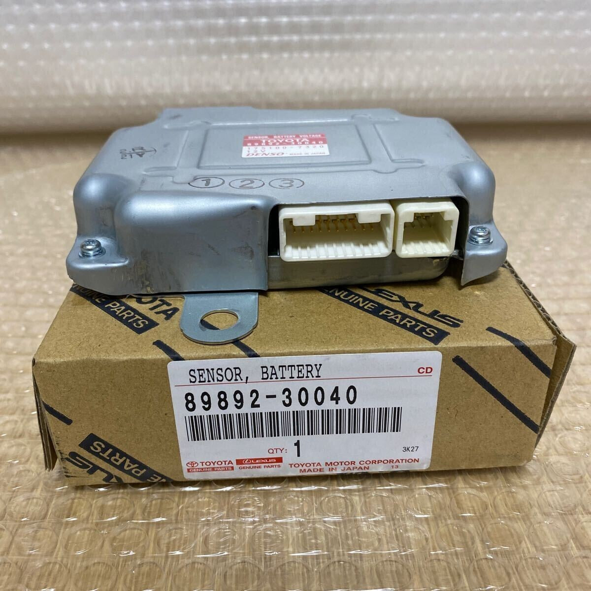 Genuine Lexus Toyota OEM Sensor Battery Voltage Module 89892-30040 8989230040New