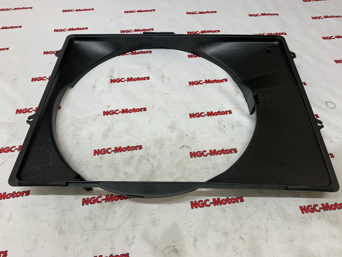 Mitsubishi Genuine Shroud cooling fan MR160180 OEM JDM