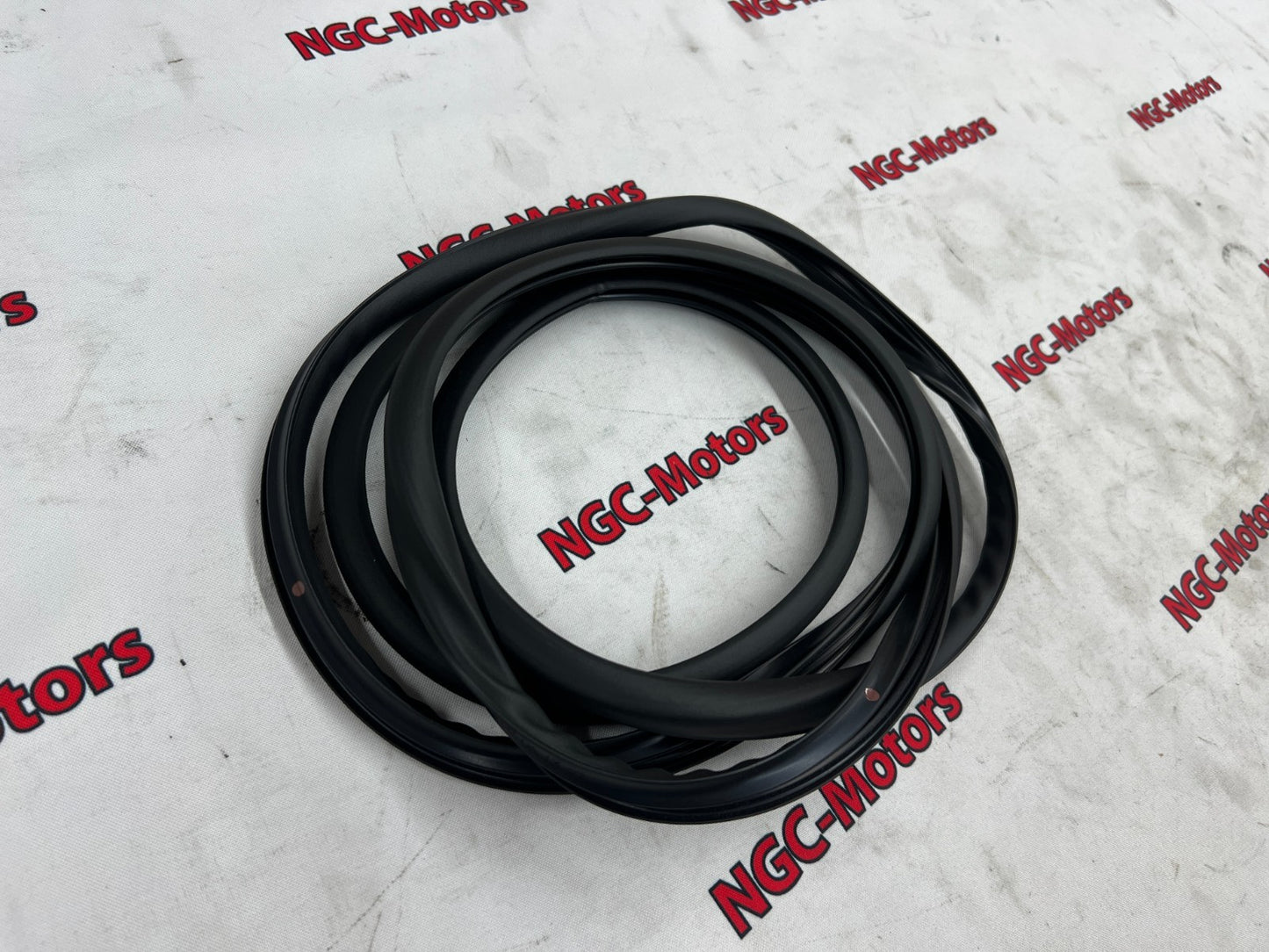 【NEW】Suzuki Genuine Escudo Grand Vitara WEATHER STRIP, SLIDING 78715-65J00-0004