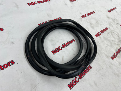 【NEW】Suzuki Genuine Escudo Grand Vitara WEATHER STRIP, SLIDING 78715-65J00-0004