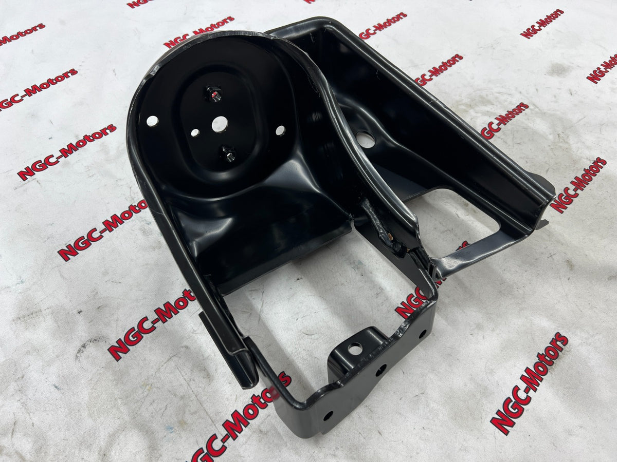 TOYOTA Land Cruiser BRACKET SUB-ASSY FRONT SPRING SUPPORT LH Genuine 51506-60040