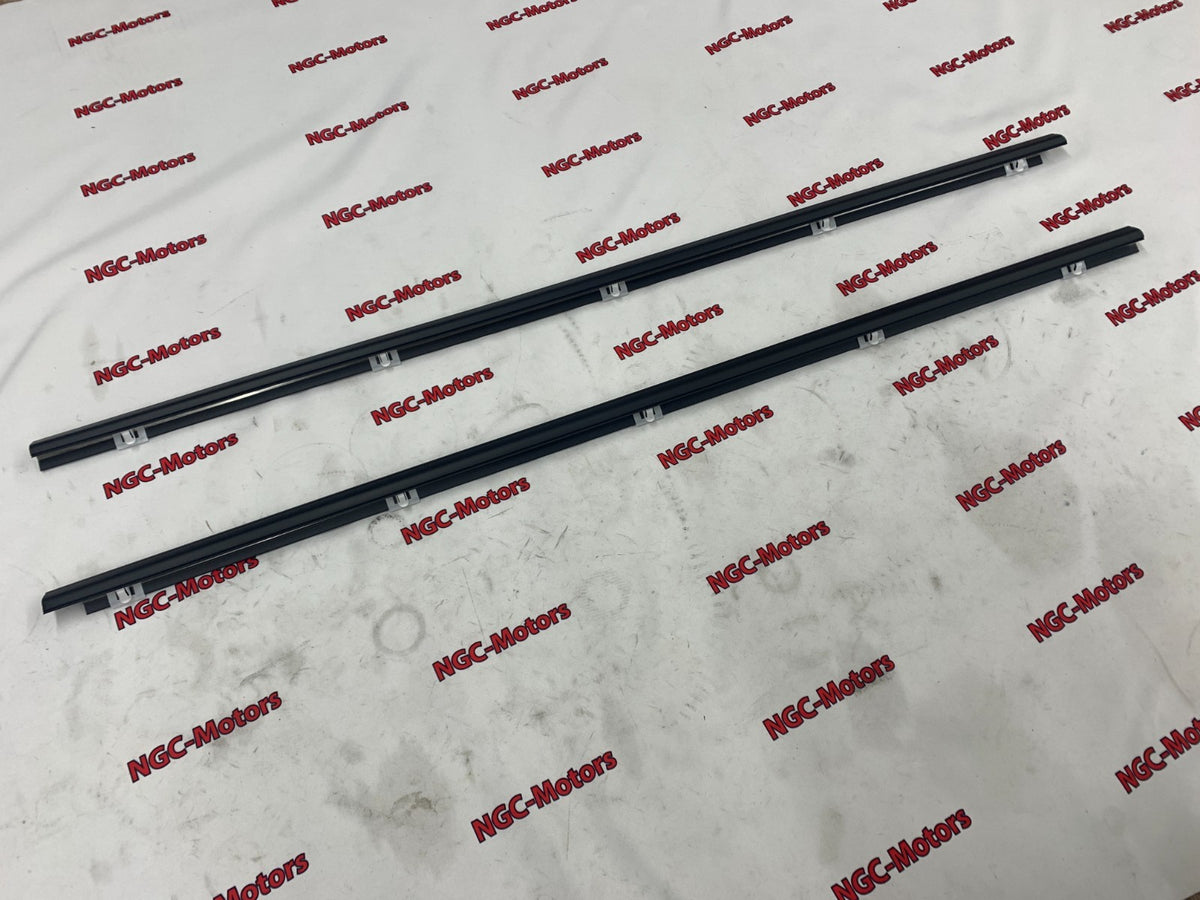 HONDA CIVIC EG6 EG5 EG4 EG3 Window Door Molding Weather Strip Outer Pair Set OEM
