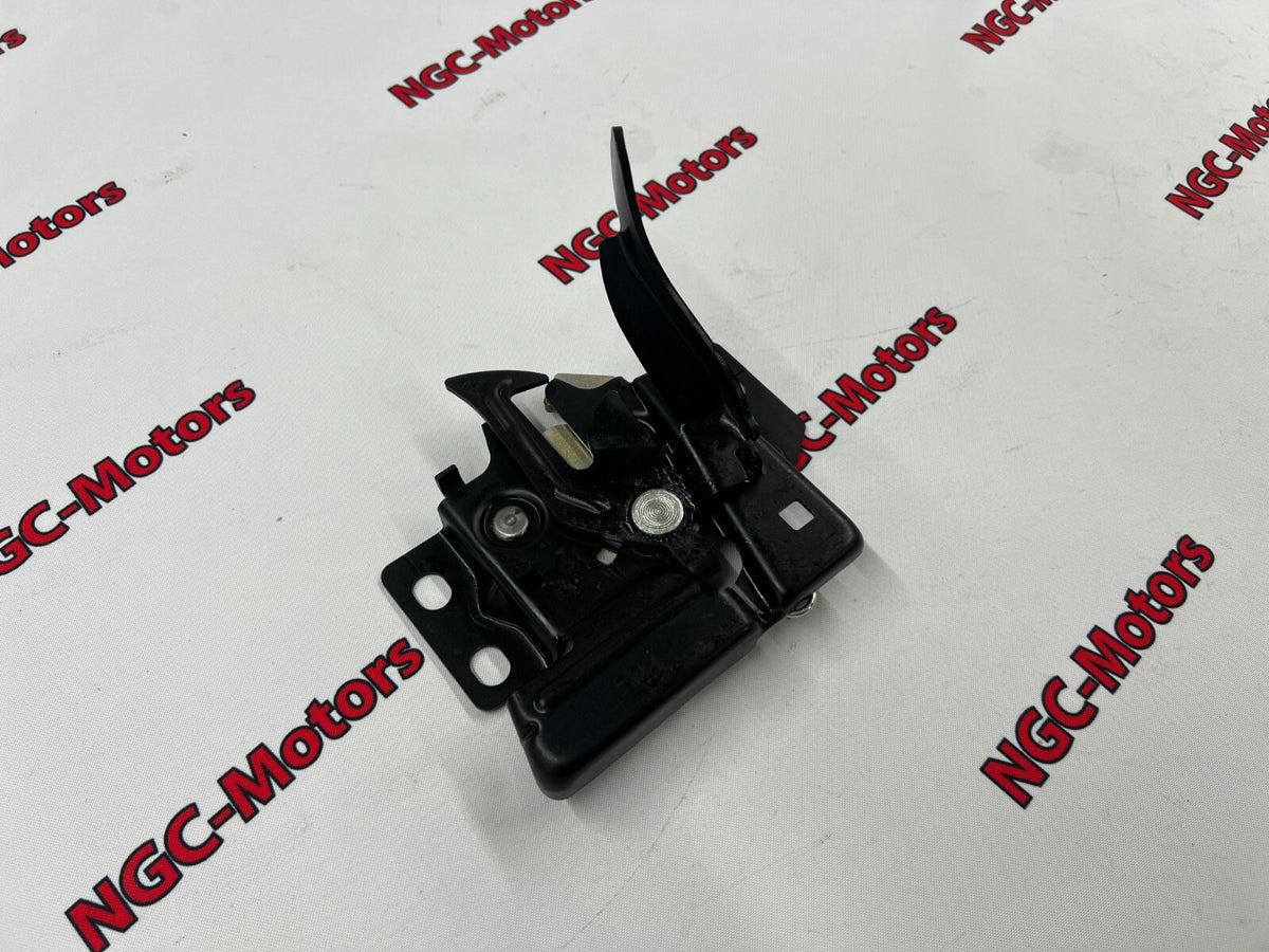 Genuine Honda Bonnet Lock Catch 74120-S2A-013 S2000 AP1