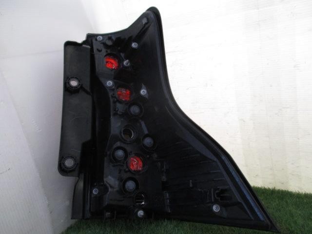 No Ballast JDM RHD TOYOTA Land Cruiser Prado / 150 system Late genuine tail lens8