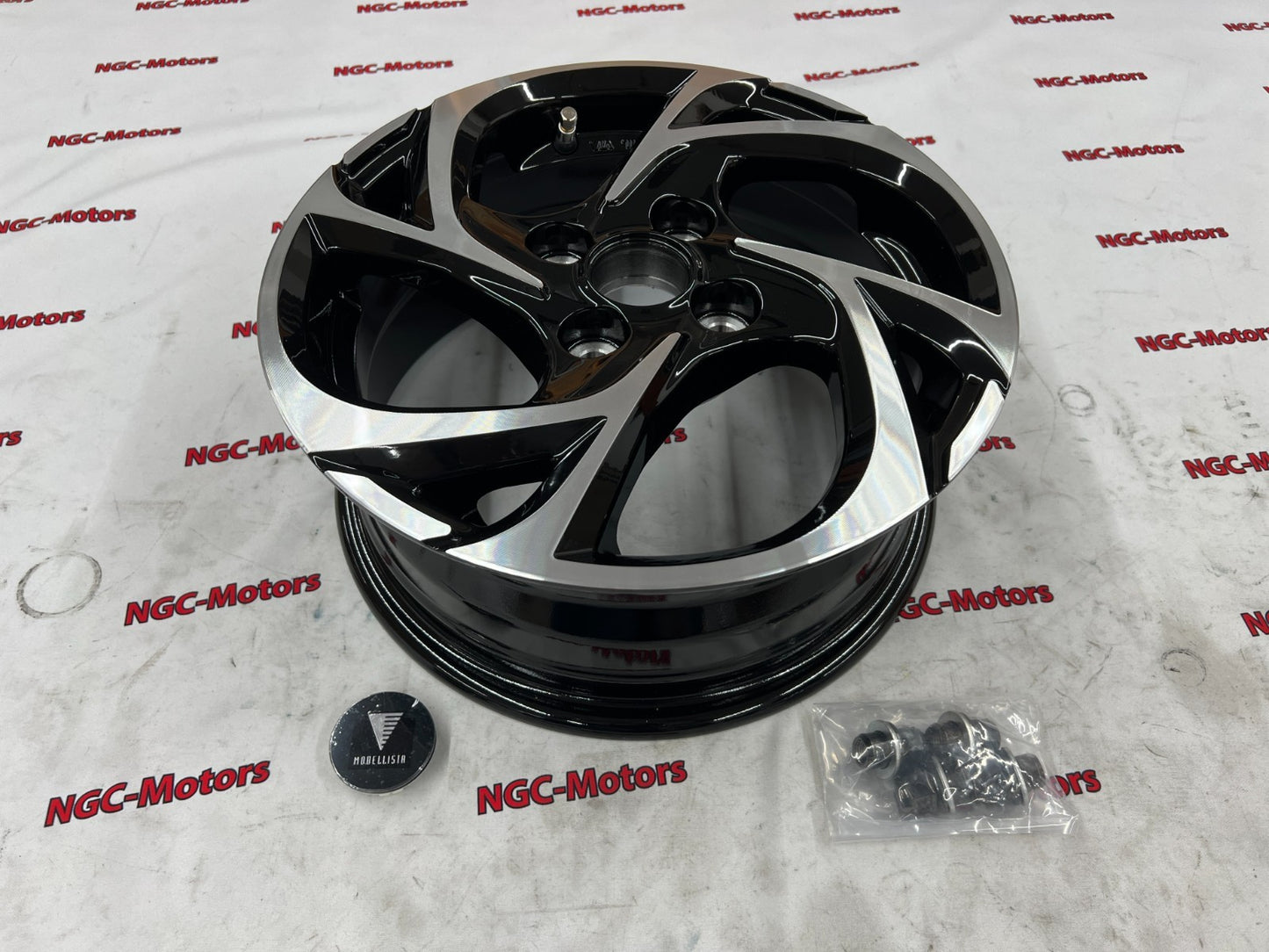 Genuine Toyota Yaris MODELLISTA SpinAir VI 14x5.5J +40 Wheel MSC13-00024 OEM10