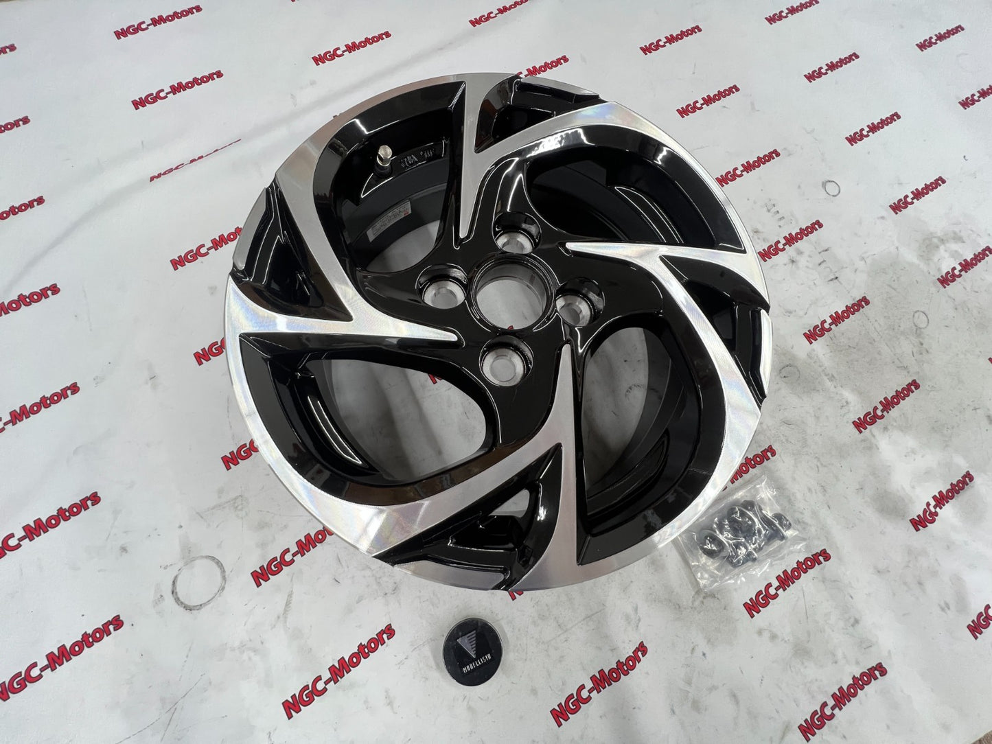 Genuine Toyota Yaris MODELLISTA SpinAir VI 14x5.5J +40 Wheel MSC13-00024 OEM9