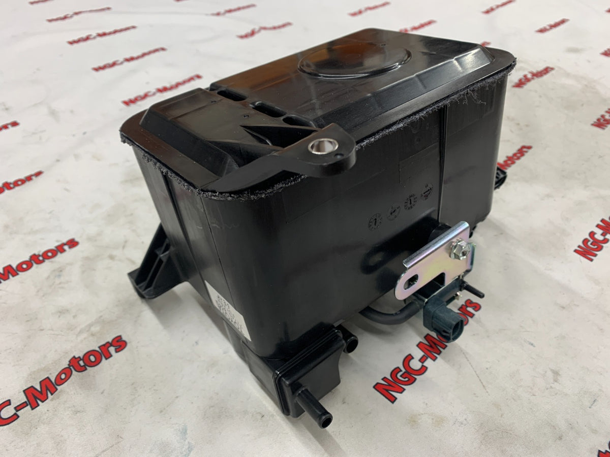 GENUINE Toyota 2000-2003 Tacoma NEW Fuel Vapor Charcoal Canister 77740-35470