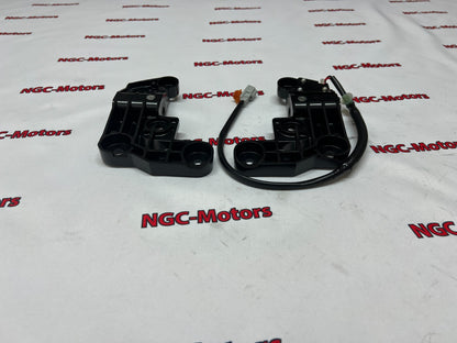 HONDA S2000 AP1 AP2 00-09 OEM HARDTOP REAR SIDE CATCHER BRACKET PAIR SET GENUINE
