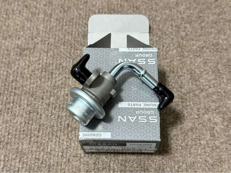 OEM Genuine Nissan FUEL PRESSURE REGULATOR Silvia 22670-65F01 2267065F01 NEW0