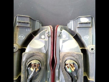 No Ballast JDM RHD Toyota Hiace / 200 system Genuine Tail lens2