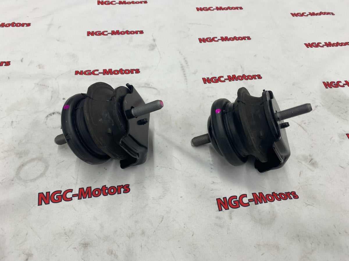 TOYOTA Genuine SOARER LEXUS SC300 SC400 1JZ-GTE 2JZ-GTE Engine Mount x2 Set OEM