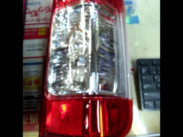 No Ballast JDM RHD TOYOTA Genuine tail lens for 200 series Hiace2