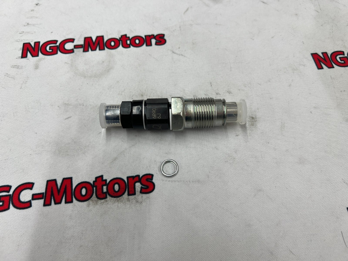 Genuine Toyota Holder & Nozzle SET, Nozzle 23600-19075 x6 OEM