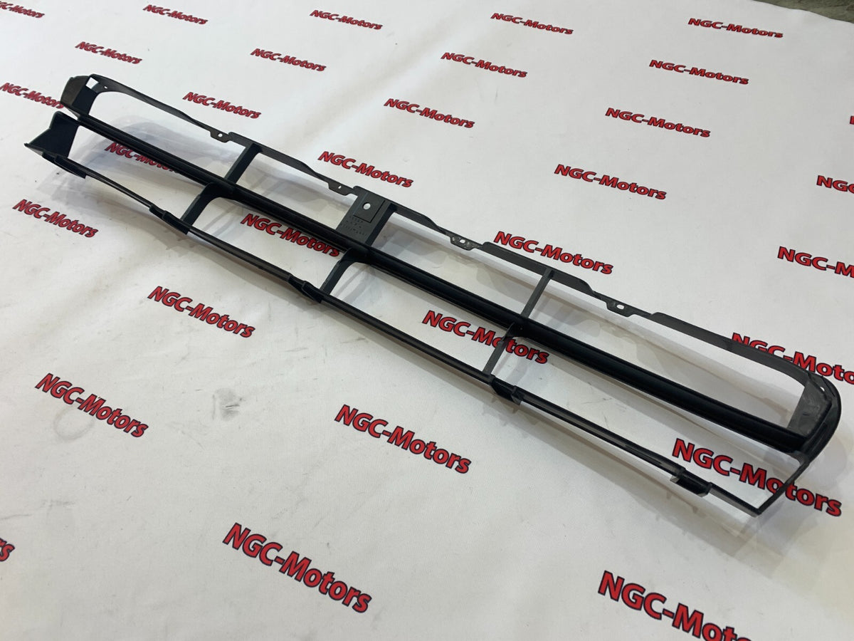 Genuine Honda S2000 AP1 2000-2003 Front Bumper Grille 71102-S2A-000 OEM