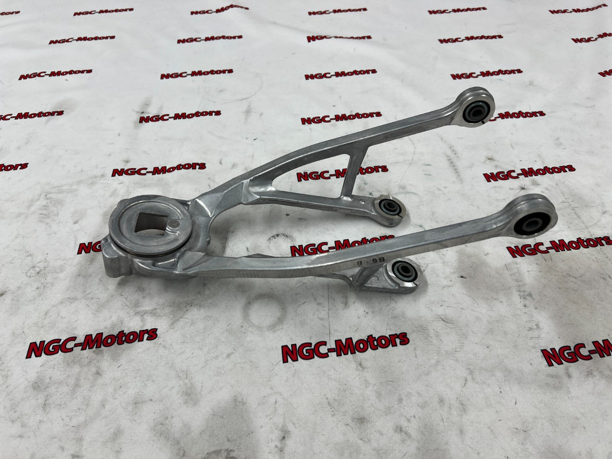 Genuine OEM Nissan 370Z Z34 G37 Q60 Manual Shifter Bracket P/N 32868-CD80A