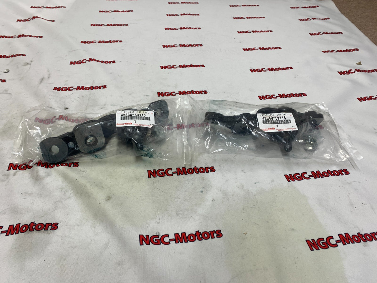TOYOTA Genuine LEXUS LS430 UCF30 01-06 Front Lower Ball Joint Assy RH & LH Set