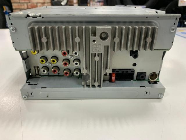 carrozzeria FH-6100DVD [6.2 inches DVD, CD, and USB tuner2