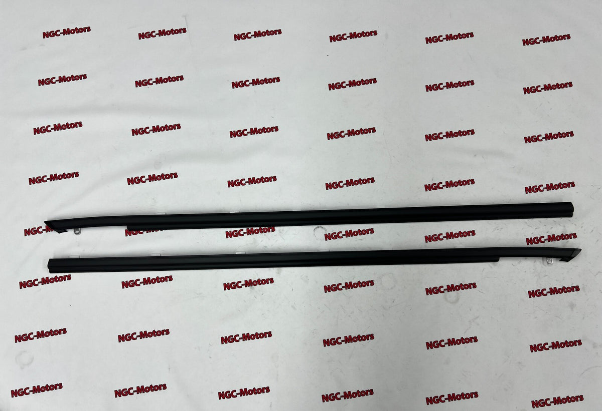 Genuine HONDA 72450-SH3-003 72410-SH3-003 Front Door Window Molding L&R OEM