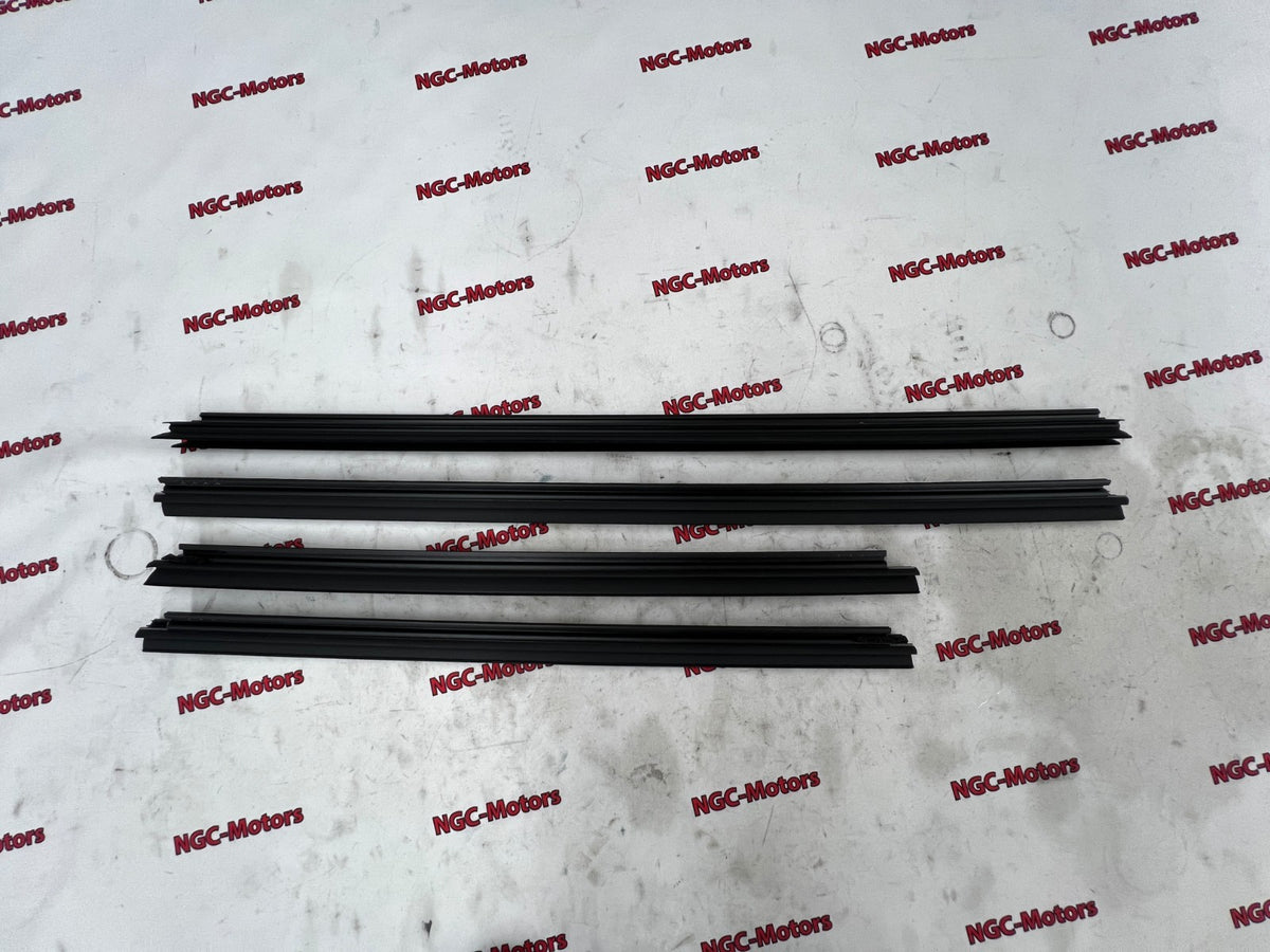 TOYOTA Genuine Front & Rear Door Window Belt Weatherstrip RH&LH 4pc Set